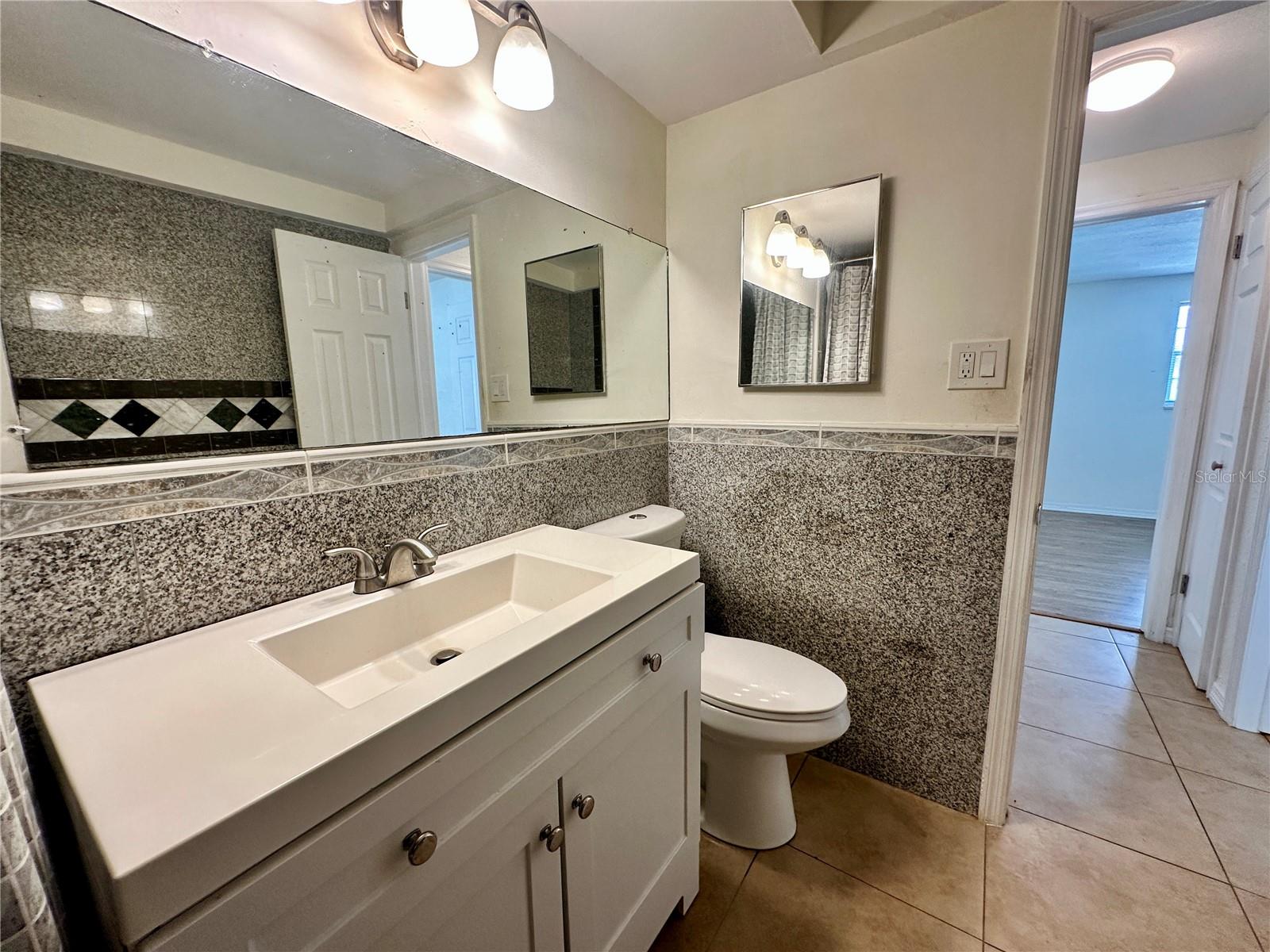 Listing photo id 22 for 3240 Briar Cliff Drive