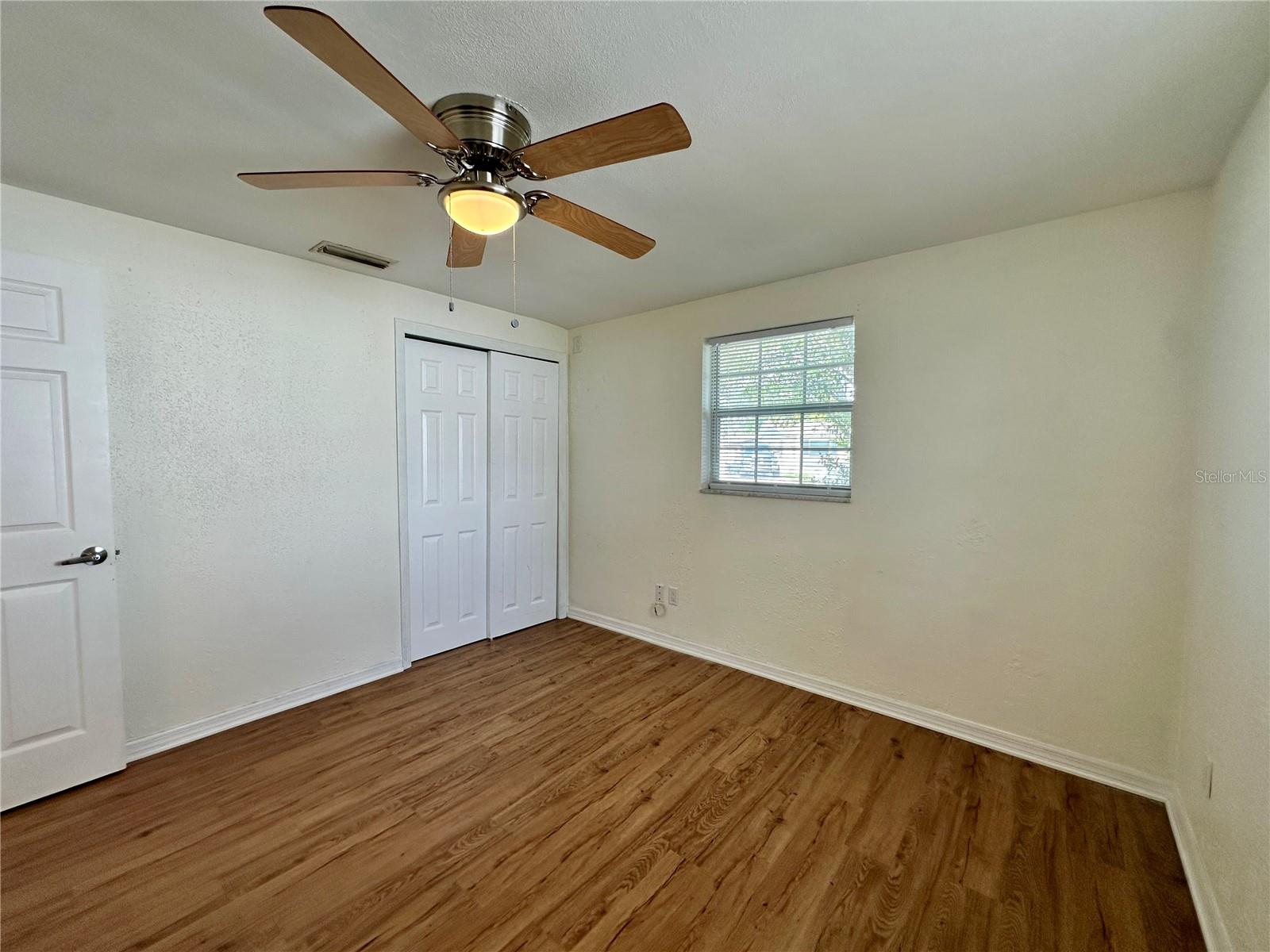 Listing photo id 26 for 3240 Briar Cliff Drive