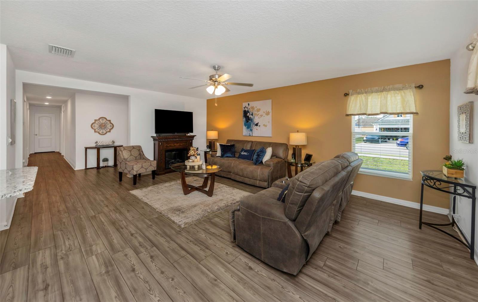 Image 9 of 98 For 8635 Pinetop Ridge Lane