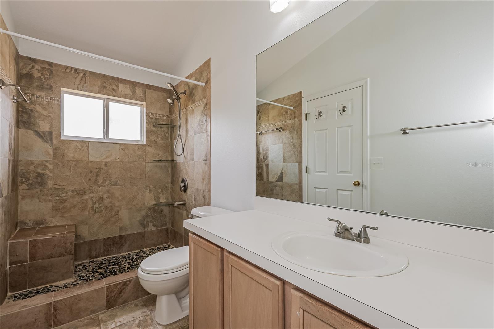 Image 10 of 14 For 544 Lindsay Anne Court