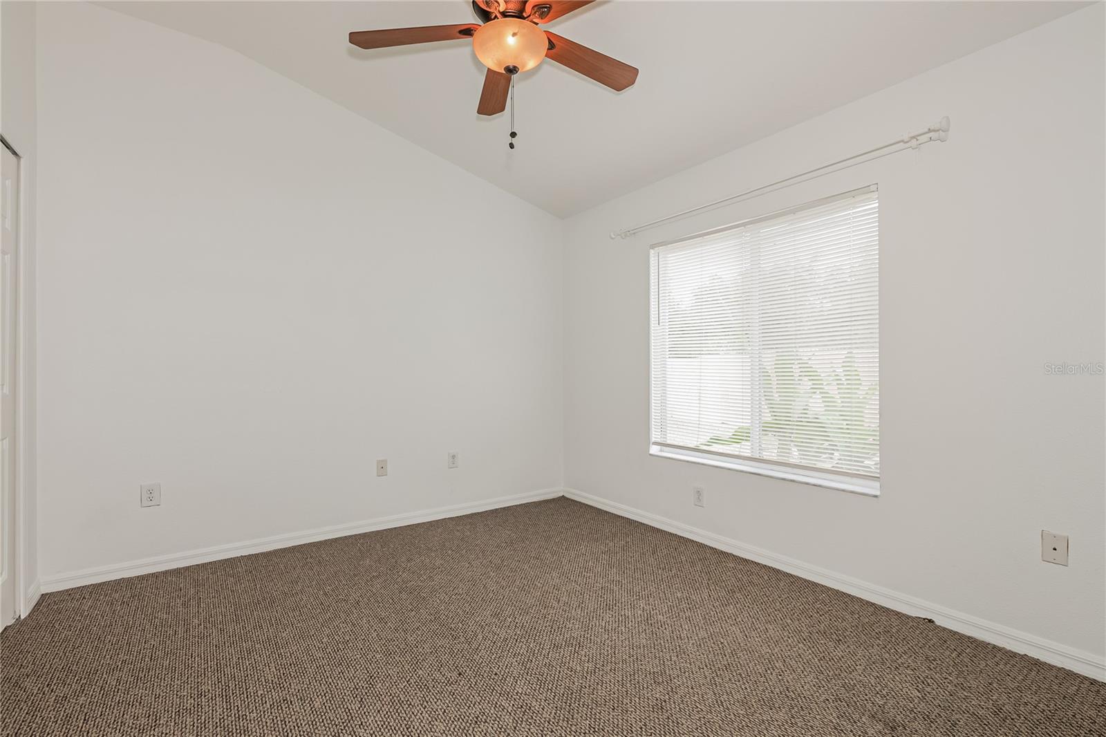 Image 12 of 14 For 544 Lindsay Anne Court