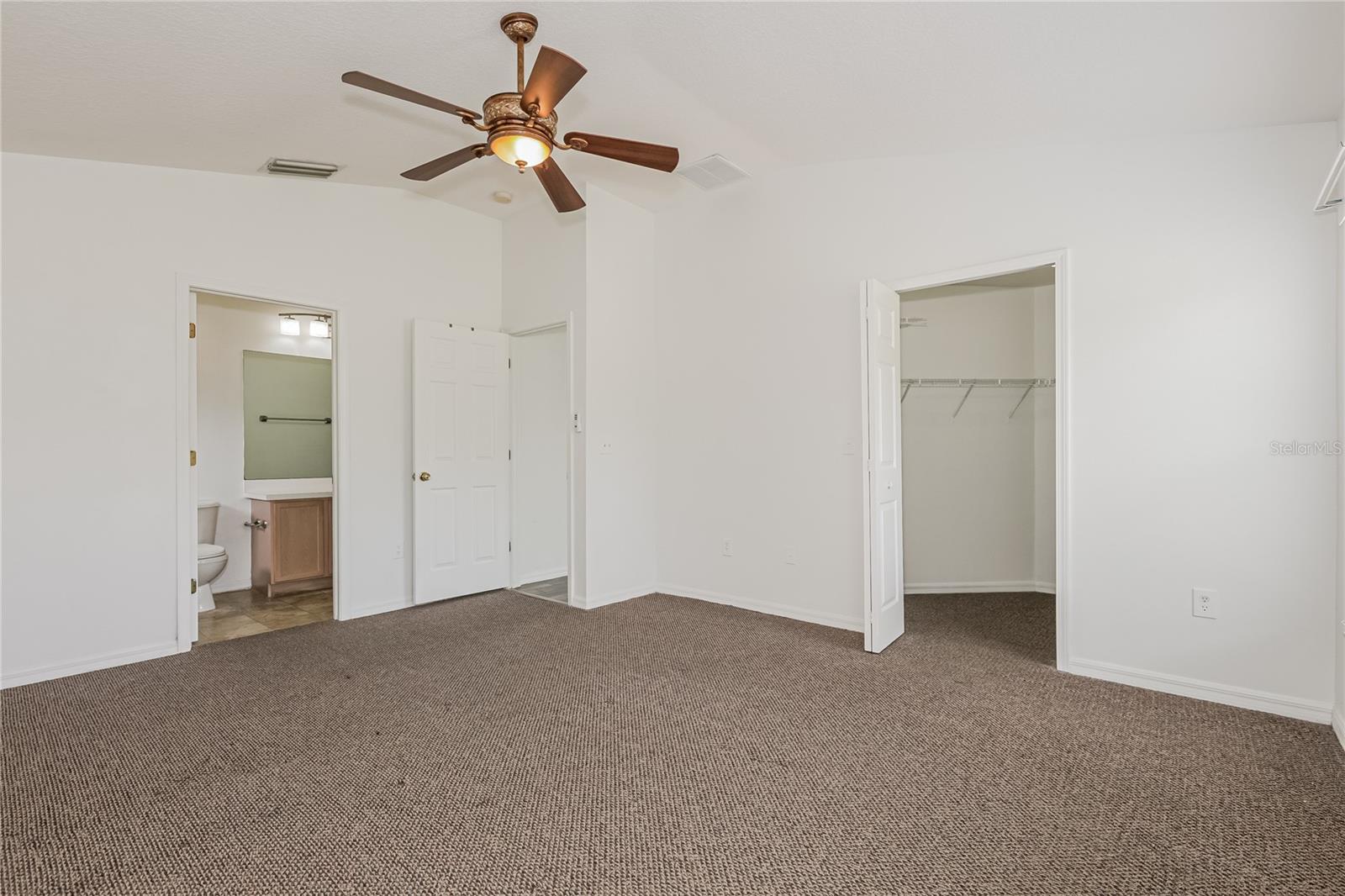 Image 9 of 14 For 544 Lindsay Anne Court