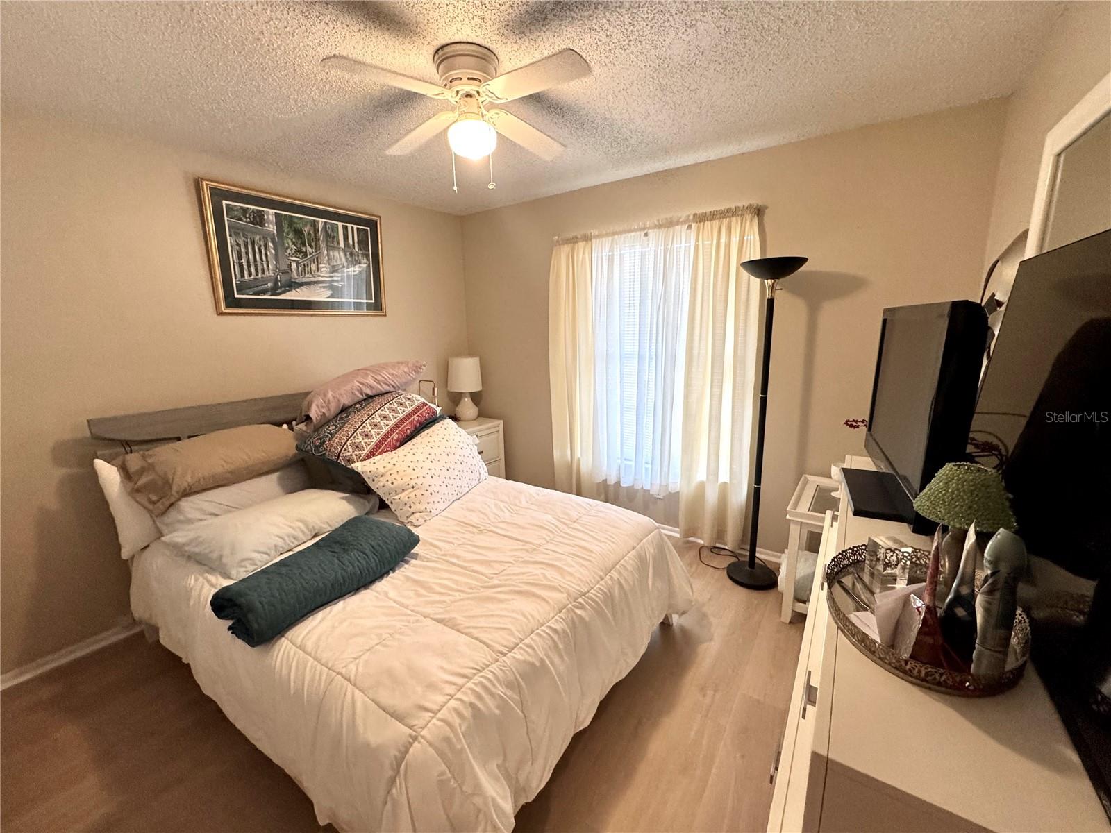 Image 10 of 18 For 7249 Parkside Villas Drive N