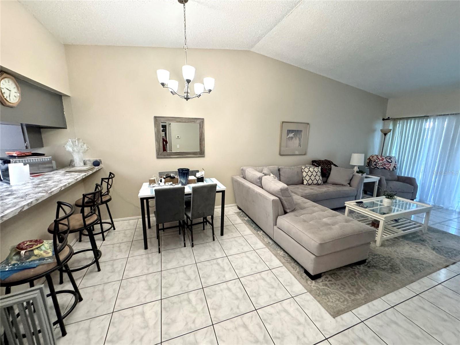 Image 4 of 18 For 7249 Parkside Villas Drive N