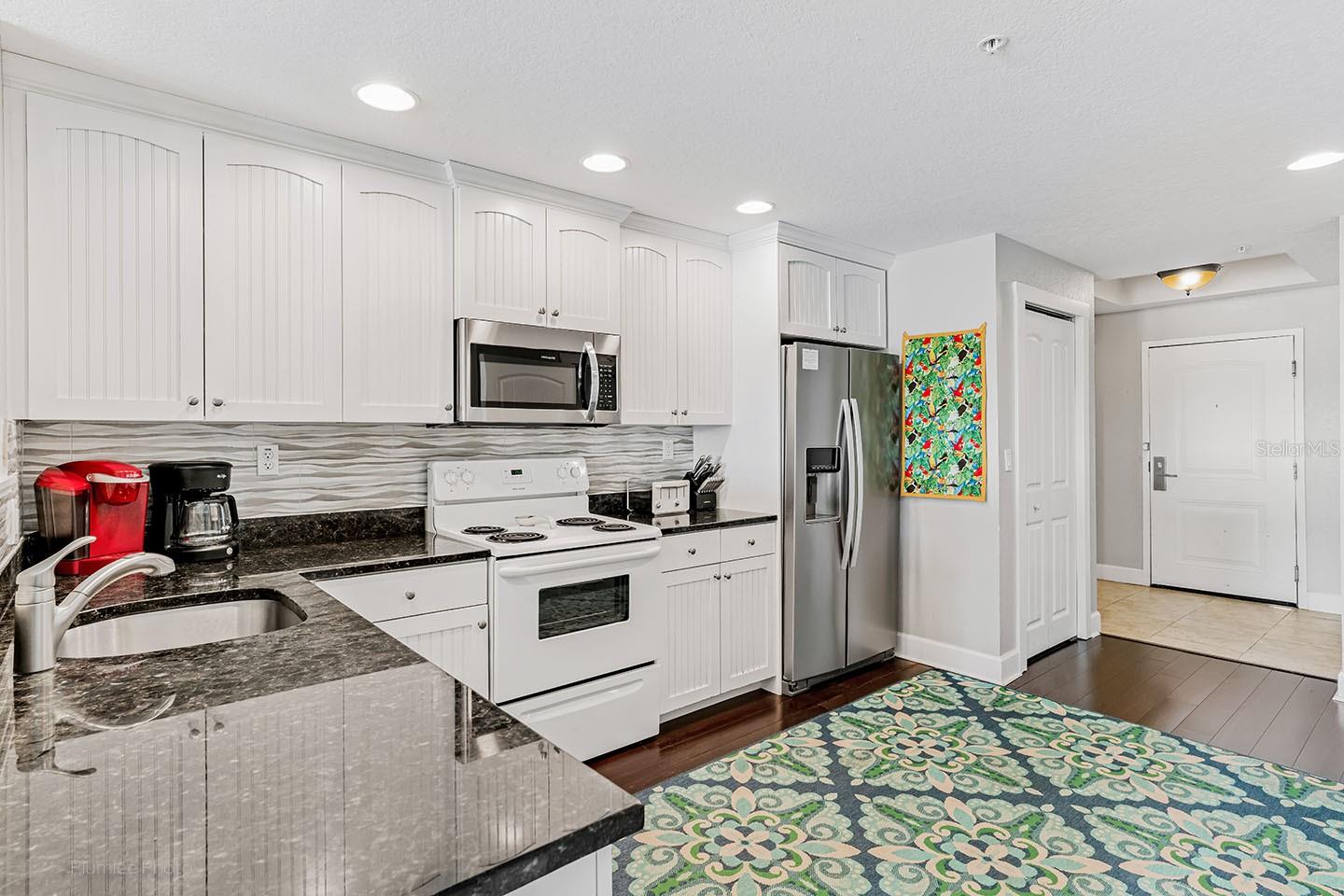 Image 17 of 39 For 399 2nd Street 416