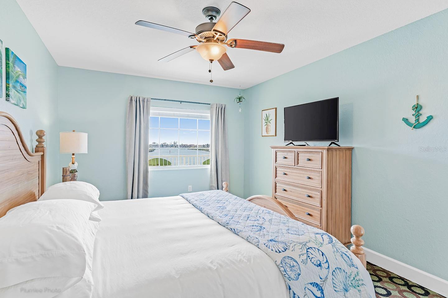 Image 19 of 39 For 399 2nd Street 416