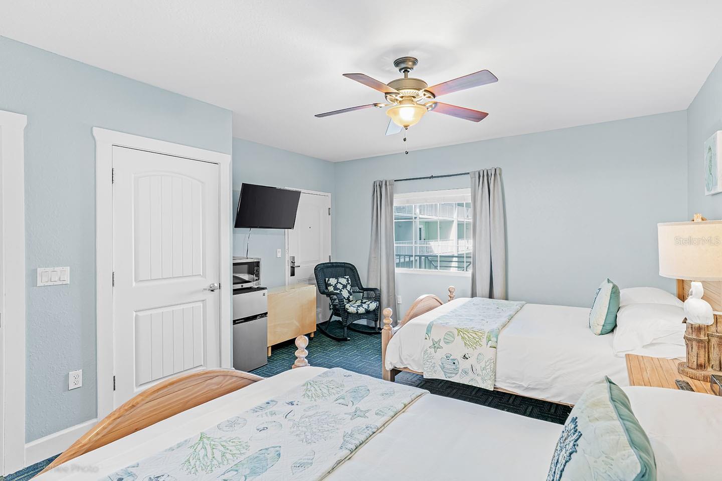 Image 26 of 39 For 399 2nd Street 416