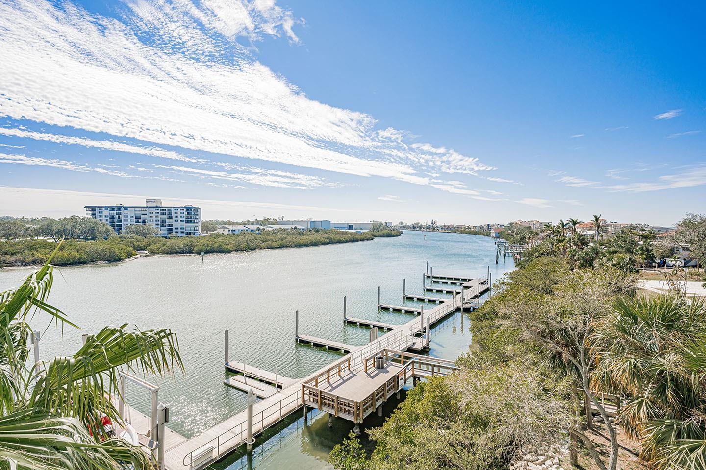 Image 35 of 39 For 399 2nd Street 416