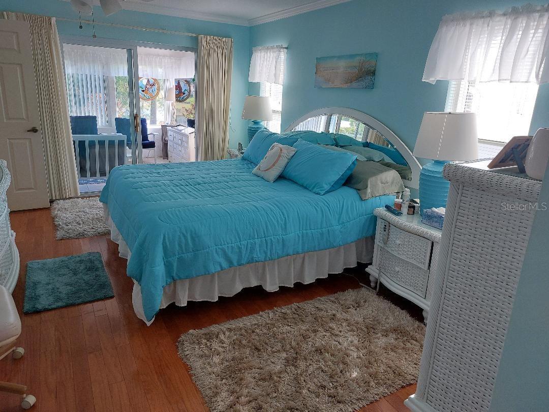 Image 17 of 19 For 1207 Gillespie Drive N