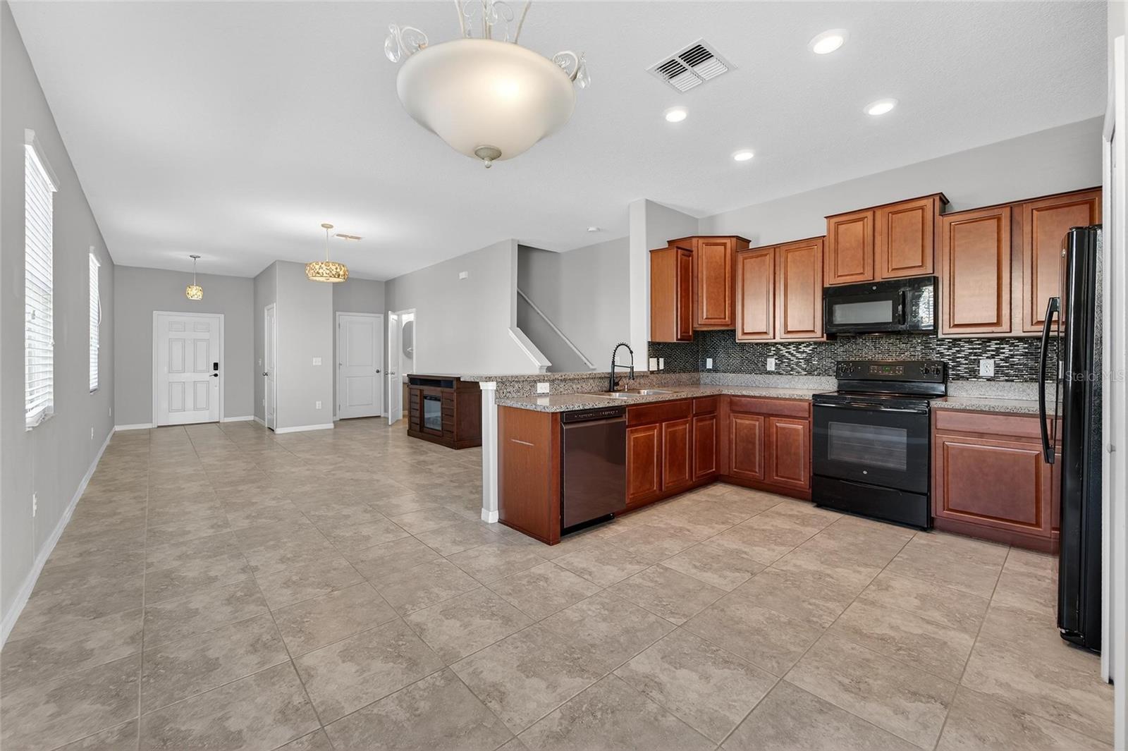 Image 13 of 41 For 12964 Utopia Gardens Way