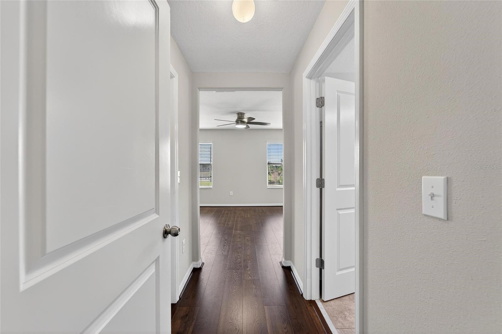 Image 18 of 41 For 12964 Utopia Gardens Way