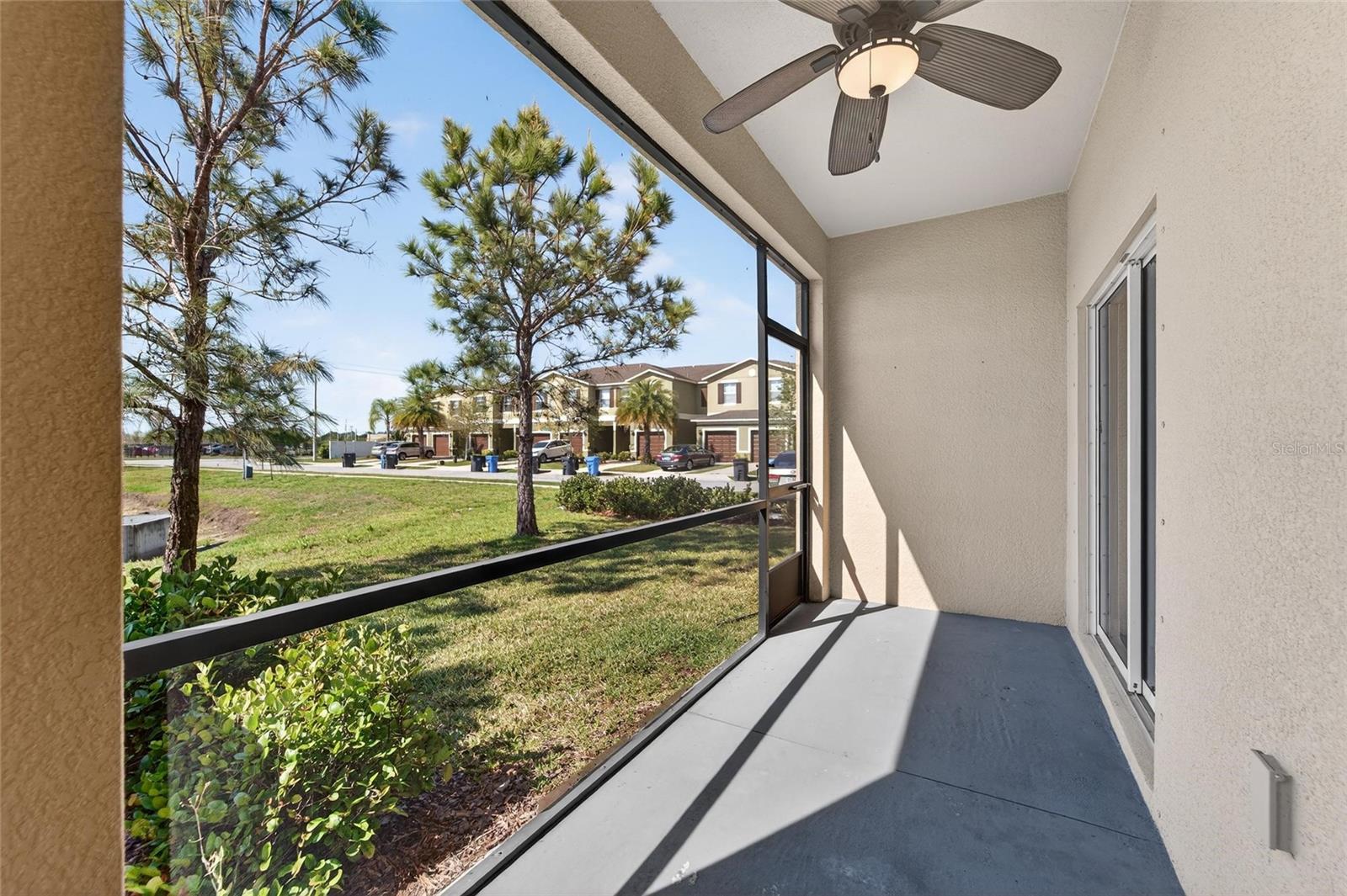 Image 33 of 41 For 12964 Utopia Gardens Way