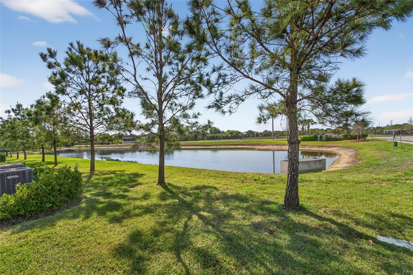 Image 34 of 41 For 12964 Utopia Gardens Way