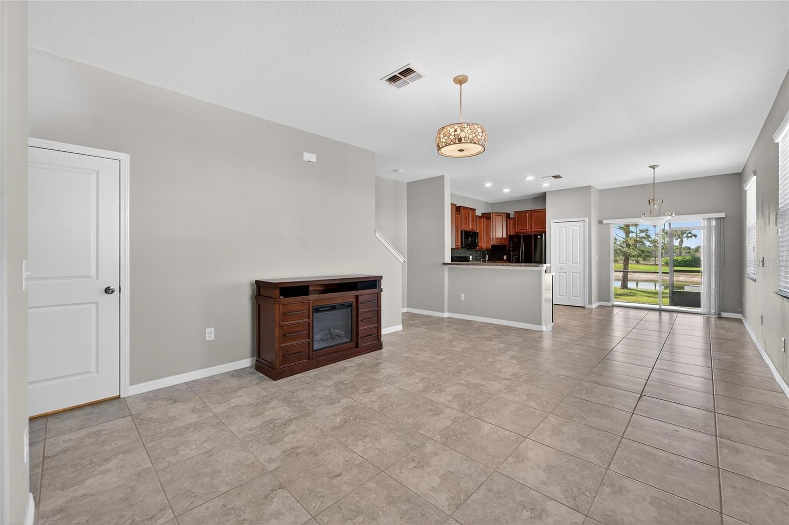 Image 8 of 41 For 12964 Utopia Gardens Way