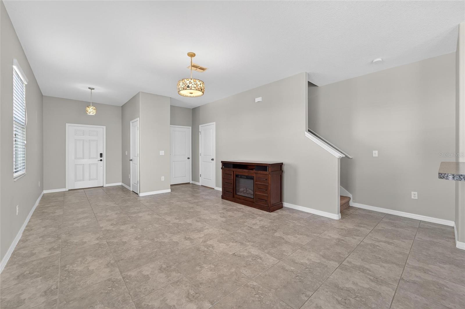 Image 9 of 41 For 12964 Utopia Gardens Way