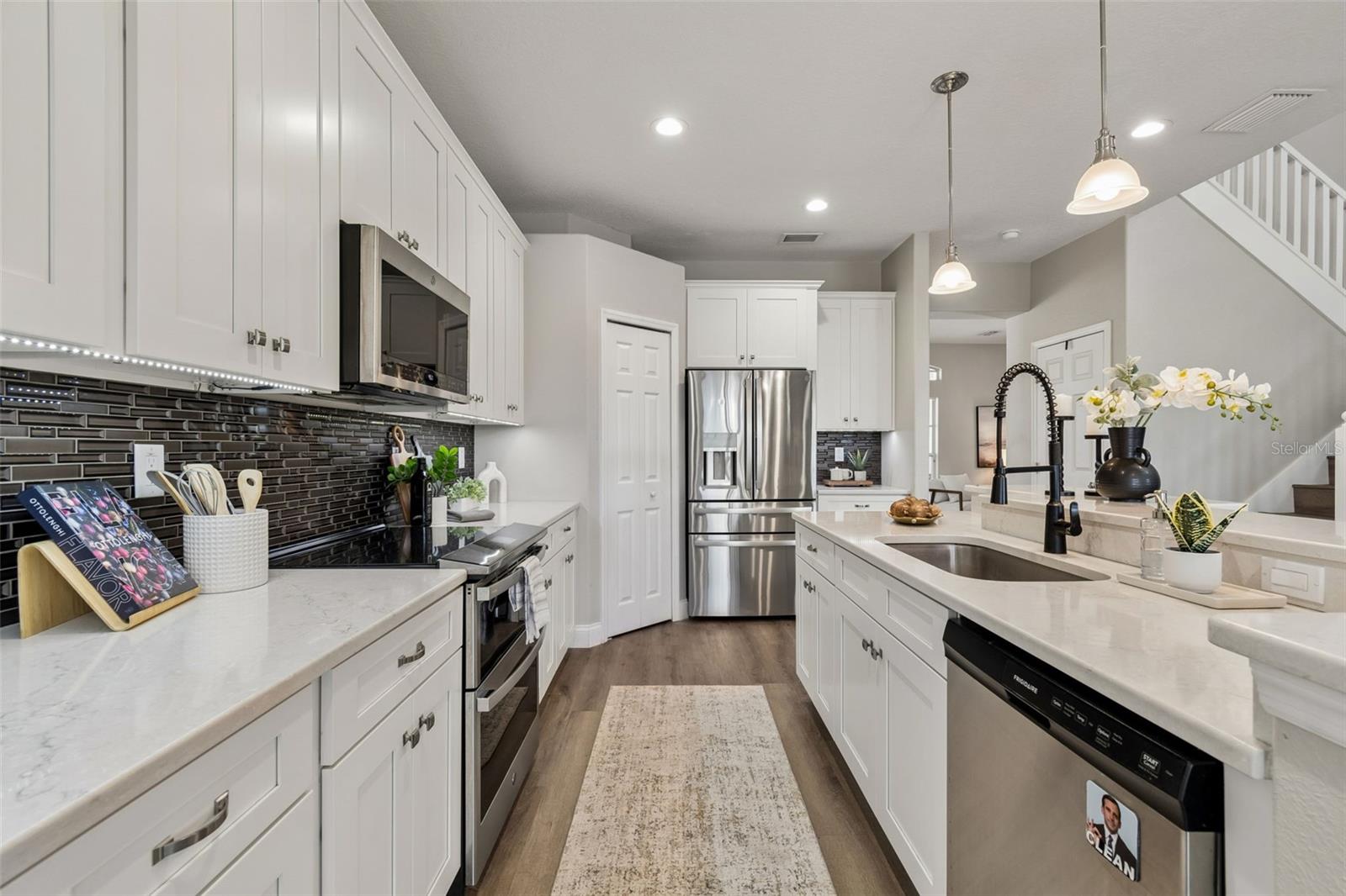 Image 20 of 98 For 3313 Chessington Drive