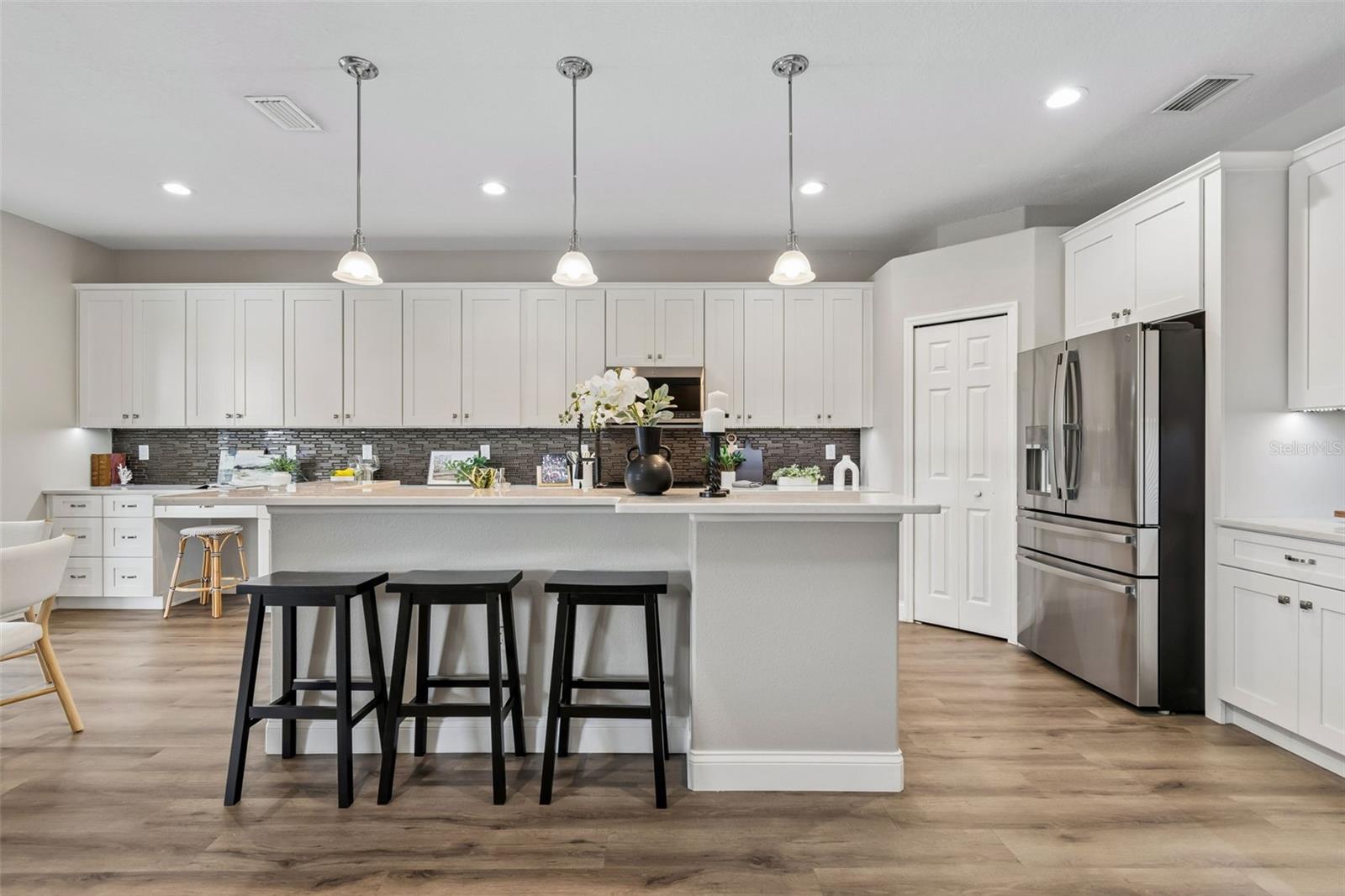 Image 24 of 98 For 3313 Chessington Drive