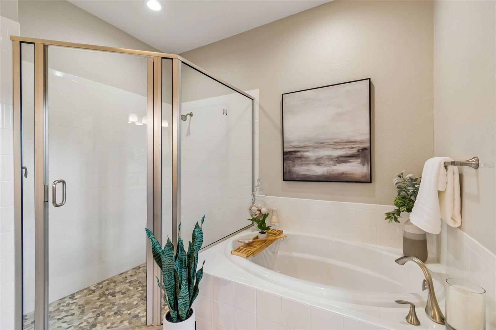 Image 50 of 98 For 3313 Chessington Drive