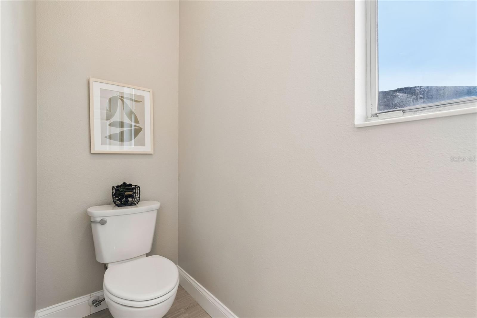 Image 52 of 98 For 3313 Chessington Drive