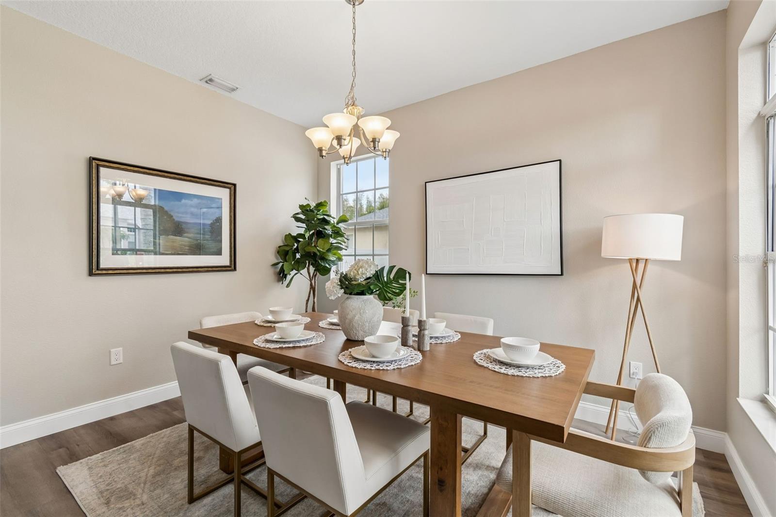 Image 7 of 98 For 3313 Chessington Drive