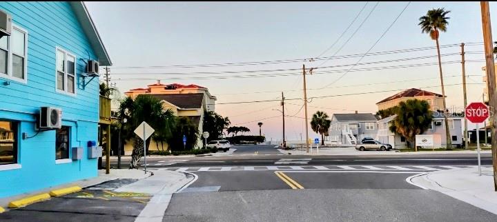 Image 4 of 20 For 13343 Gulf Boulevard D14