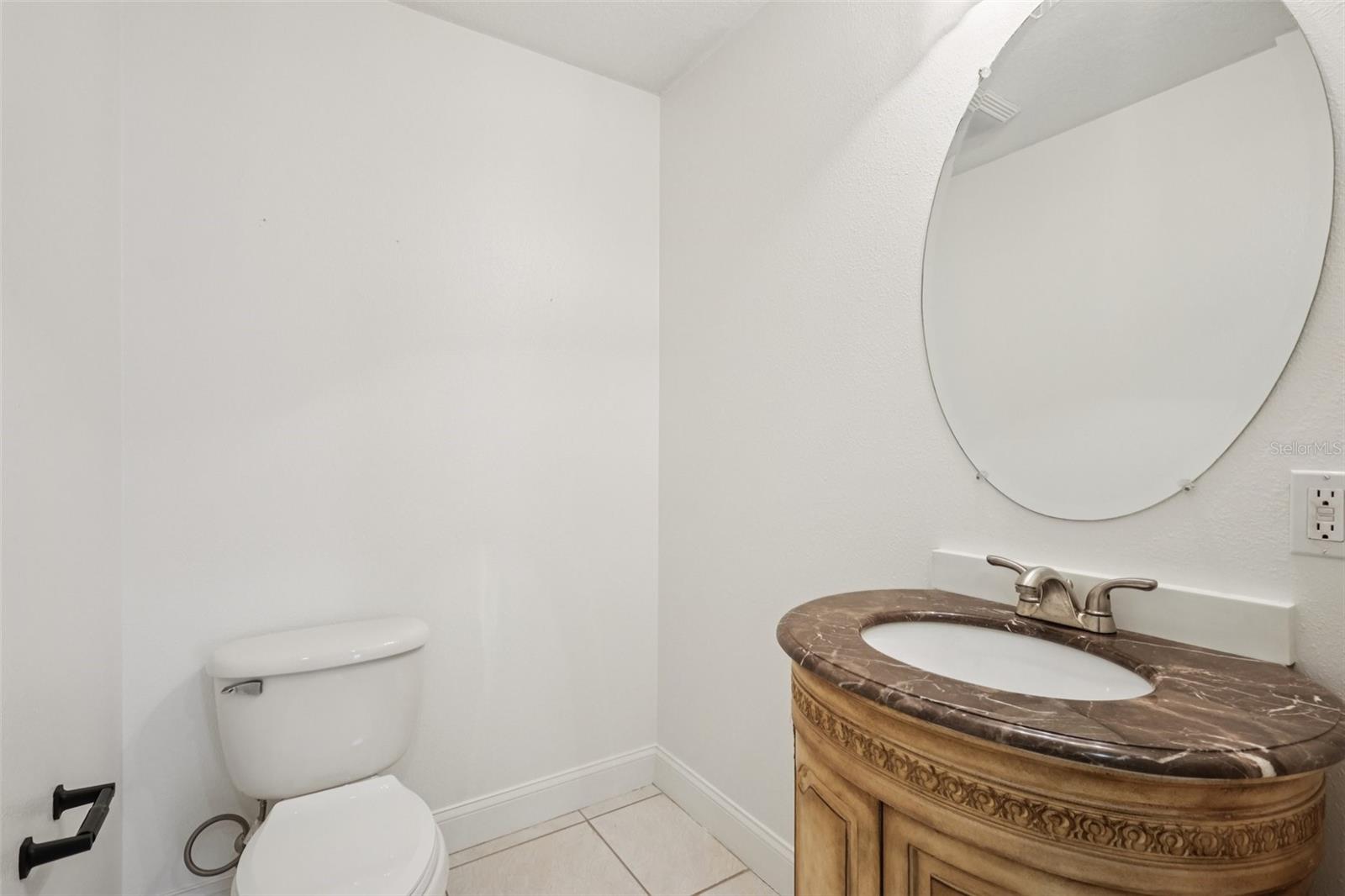 Image 16 of 41 For 750 4th Avenue S 502