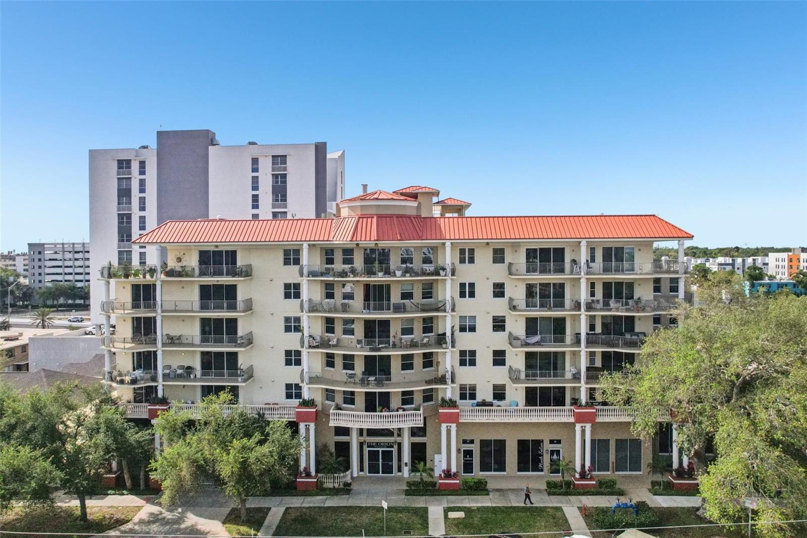 Image 33 of 41 For 750 4th Avenue S 502