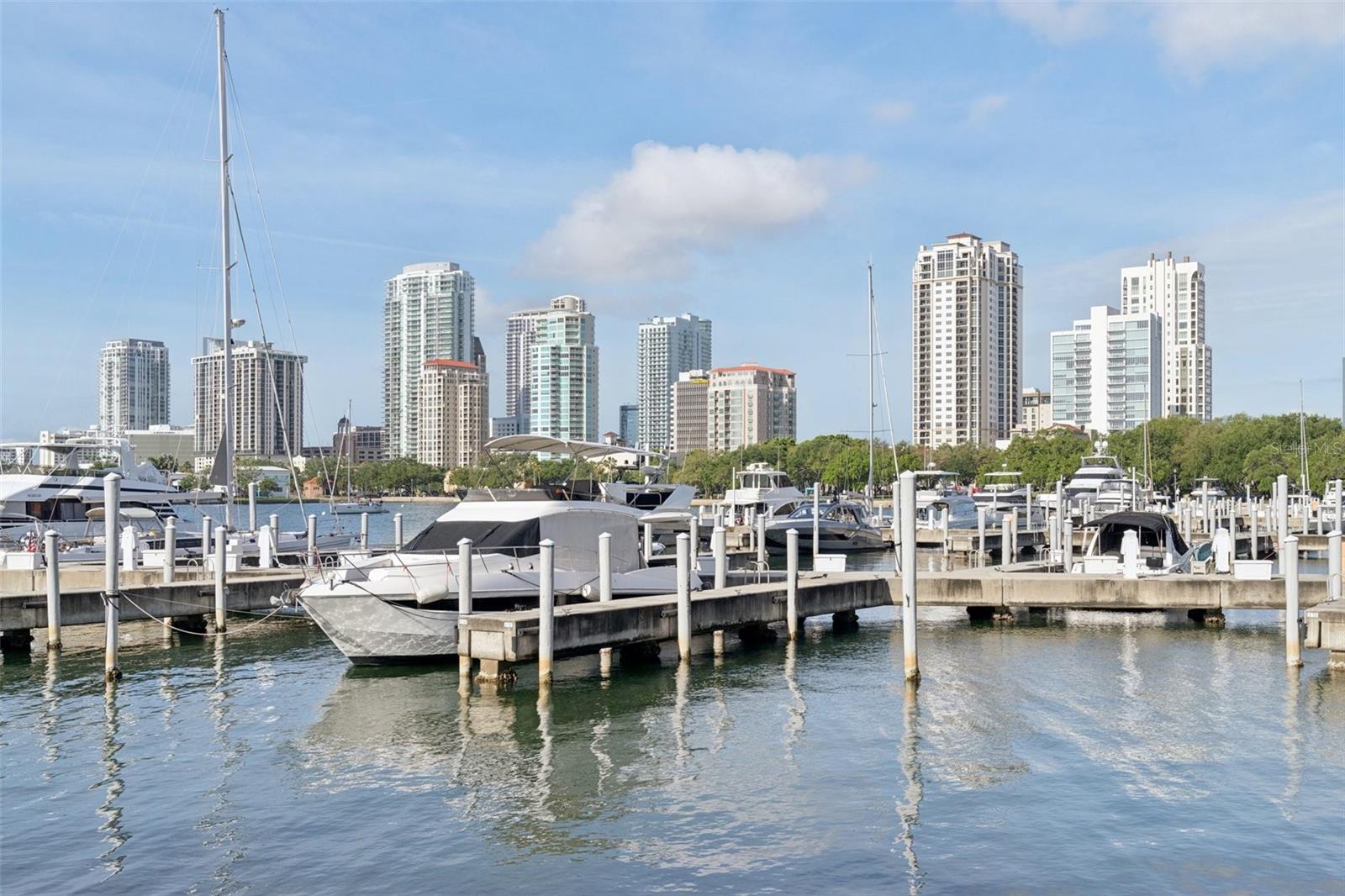 Image 41 of 41 For 750 4th Avenue S 502