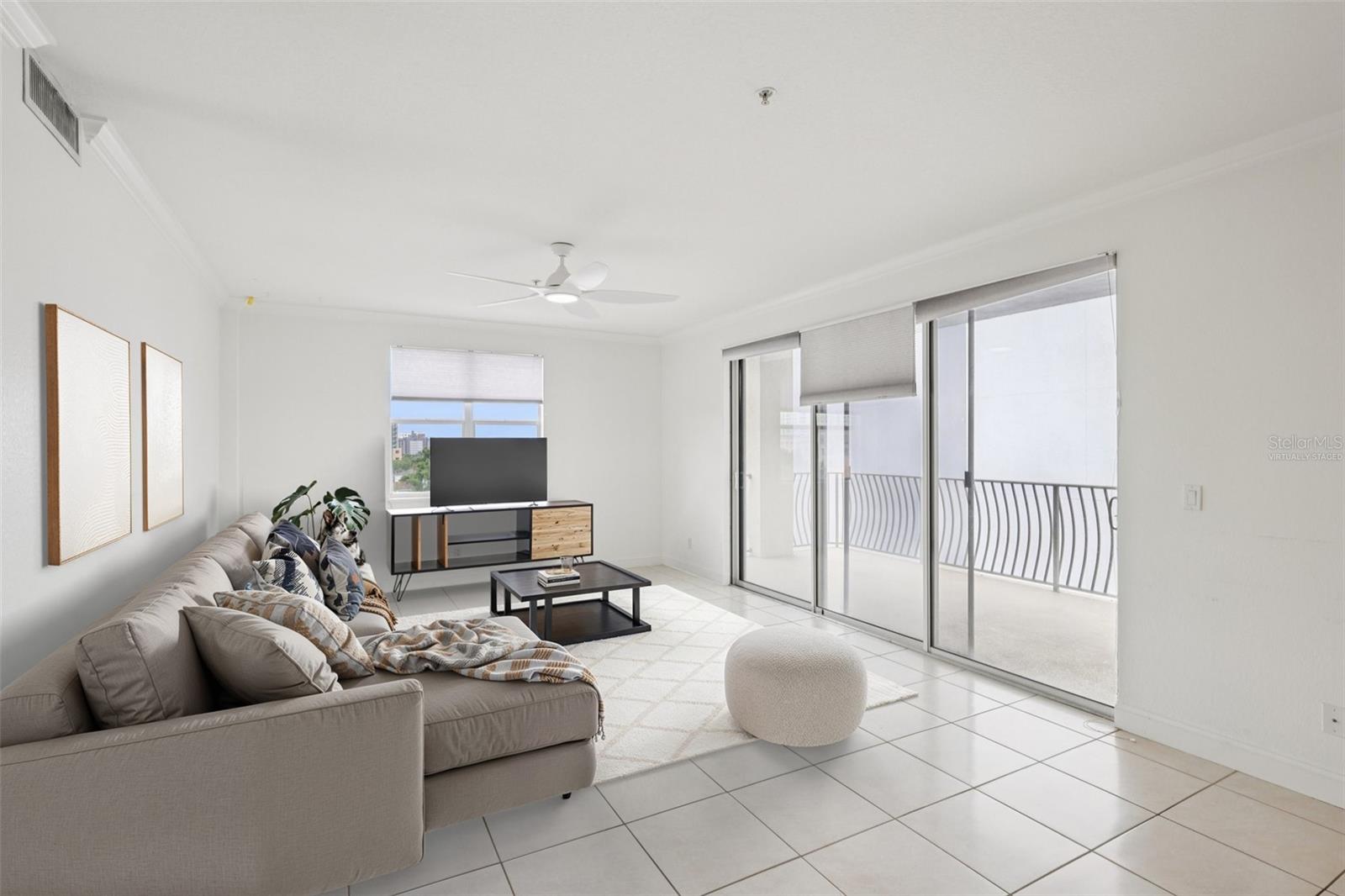 Image 8 of 41 For 750 4th Avenue S 502