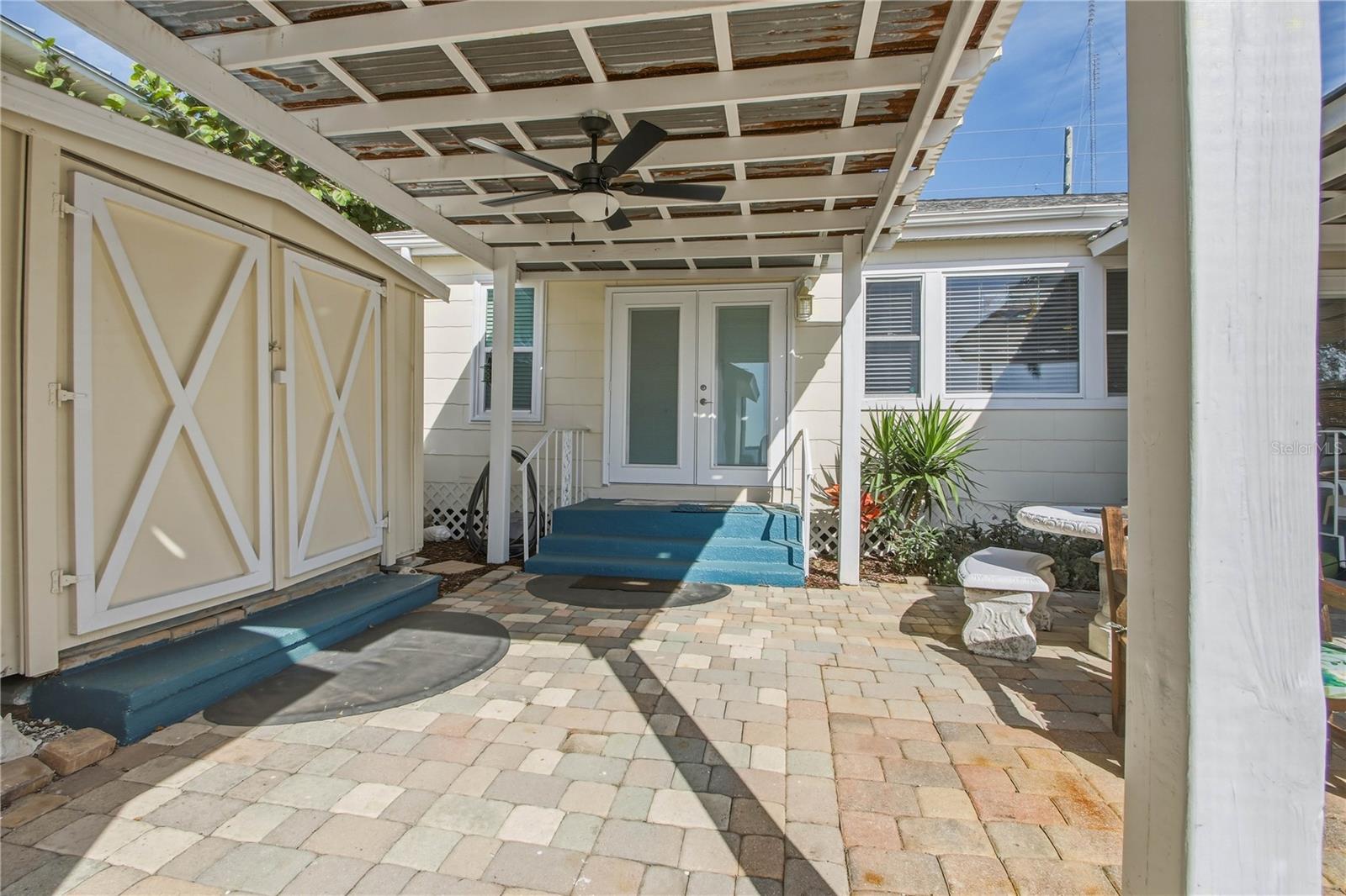 Image 23 of 25 For 950 Weedon Drive Ne