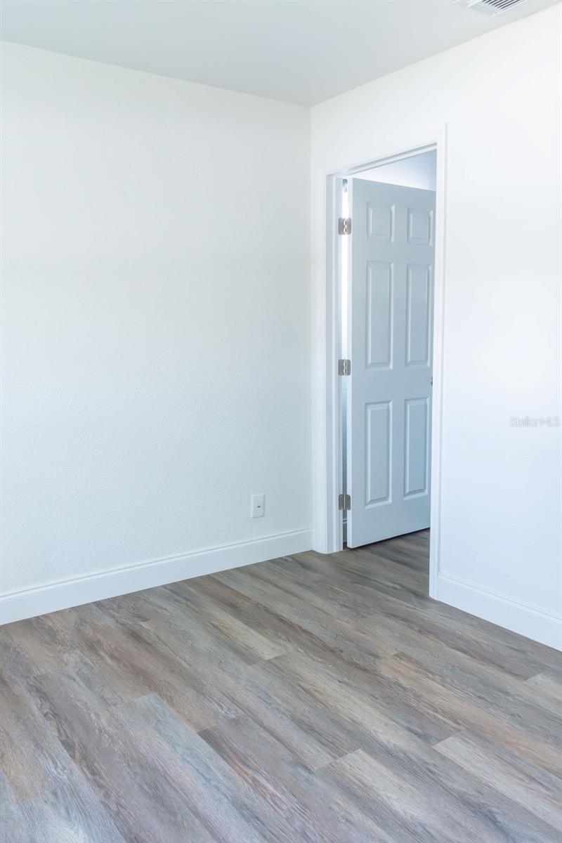 Image 11 of 17 For 6813 Himes Avenue