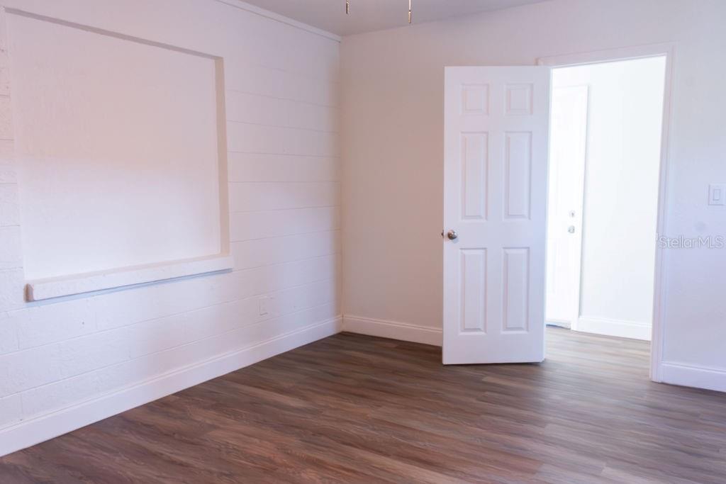 Image 13 of 17 For 6813 Himes Avenue