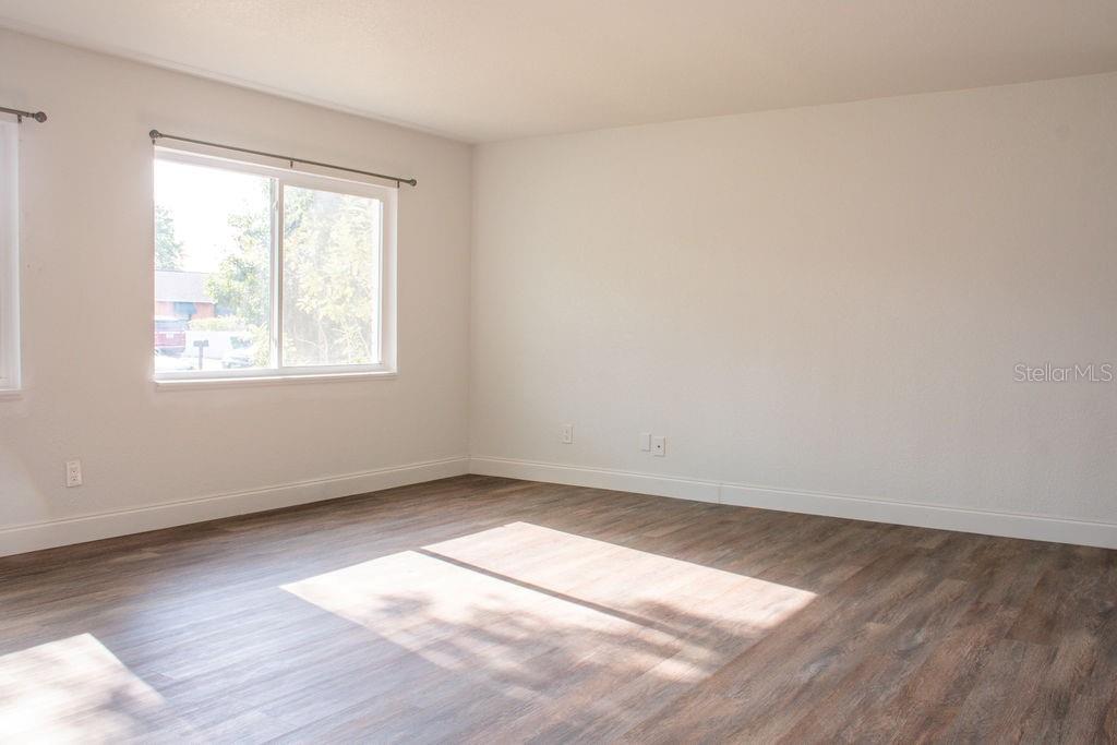 Image 3 of 17 For 6813 Himes Avenue