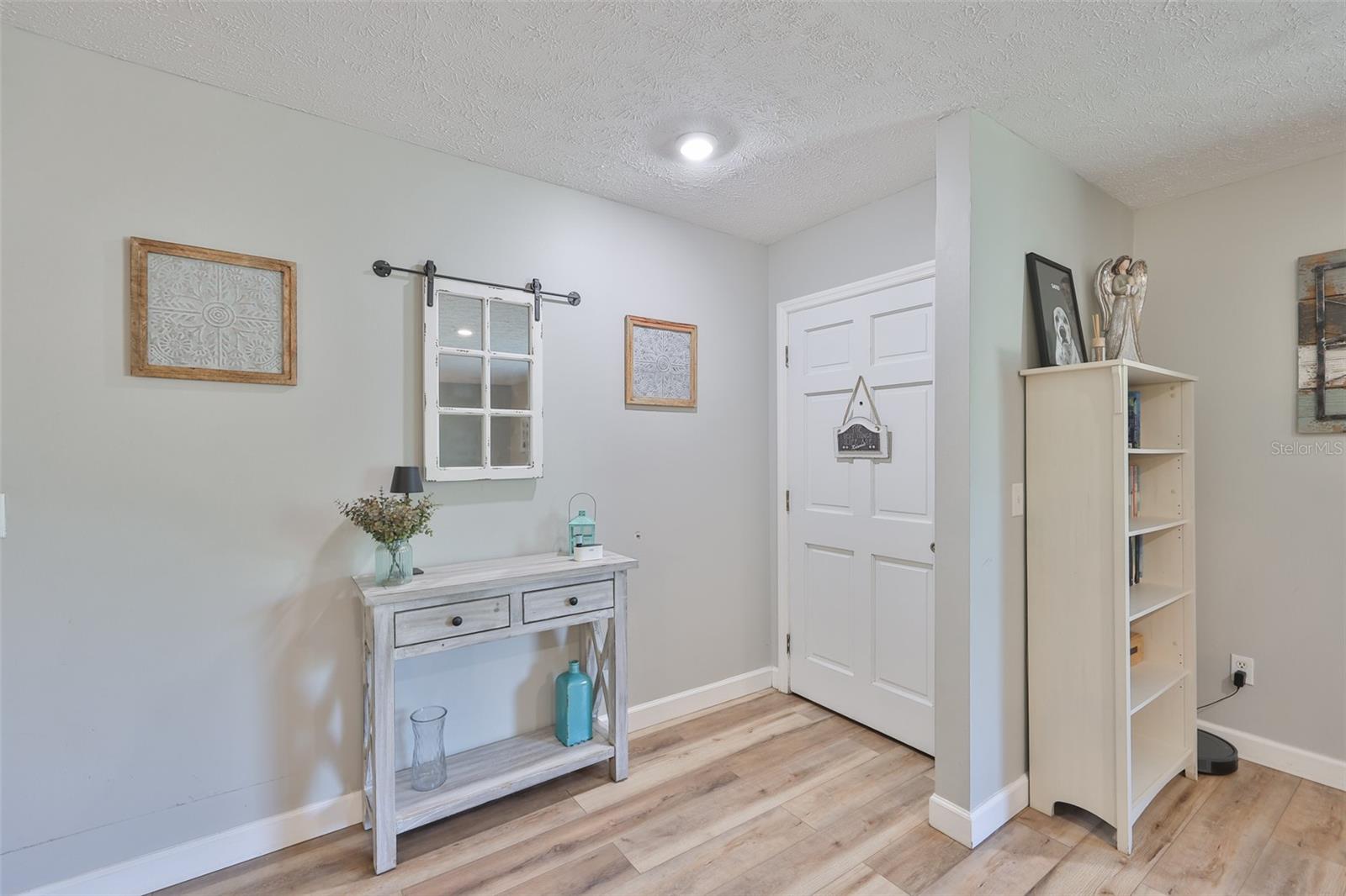 Image 31 of 40 For 116 Mary Kay Court