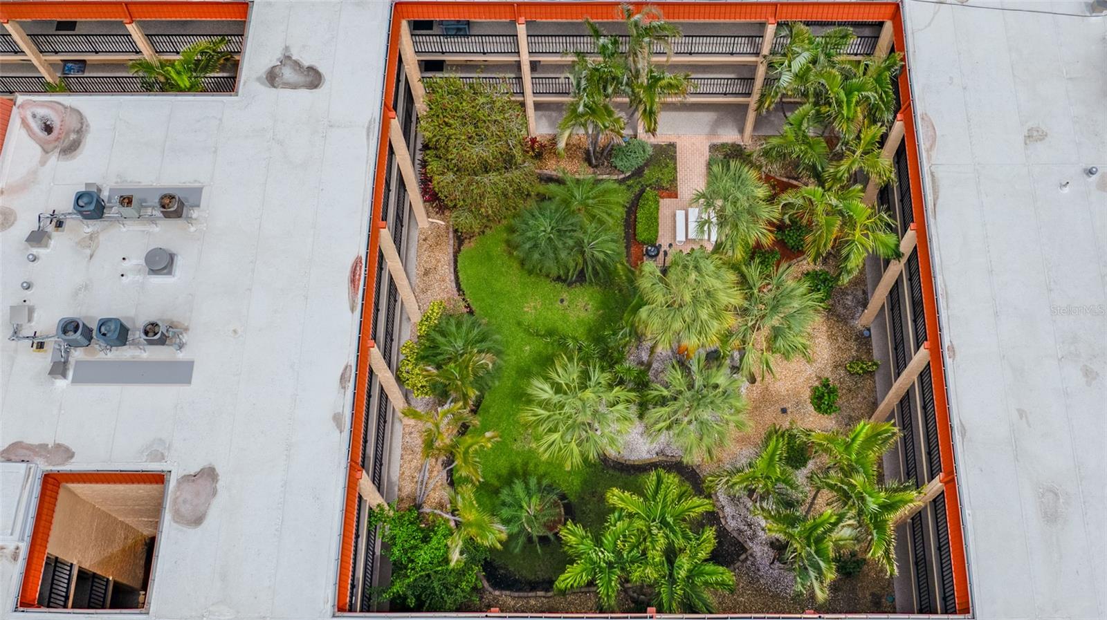 Image 13 of 43 For 8911 Blind Pass Road 114