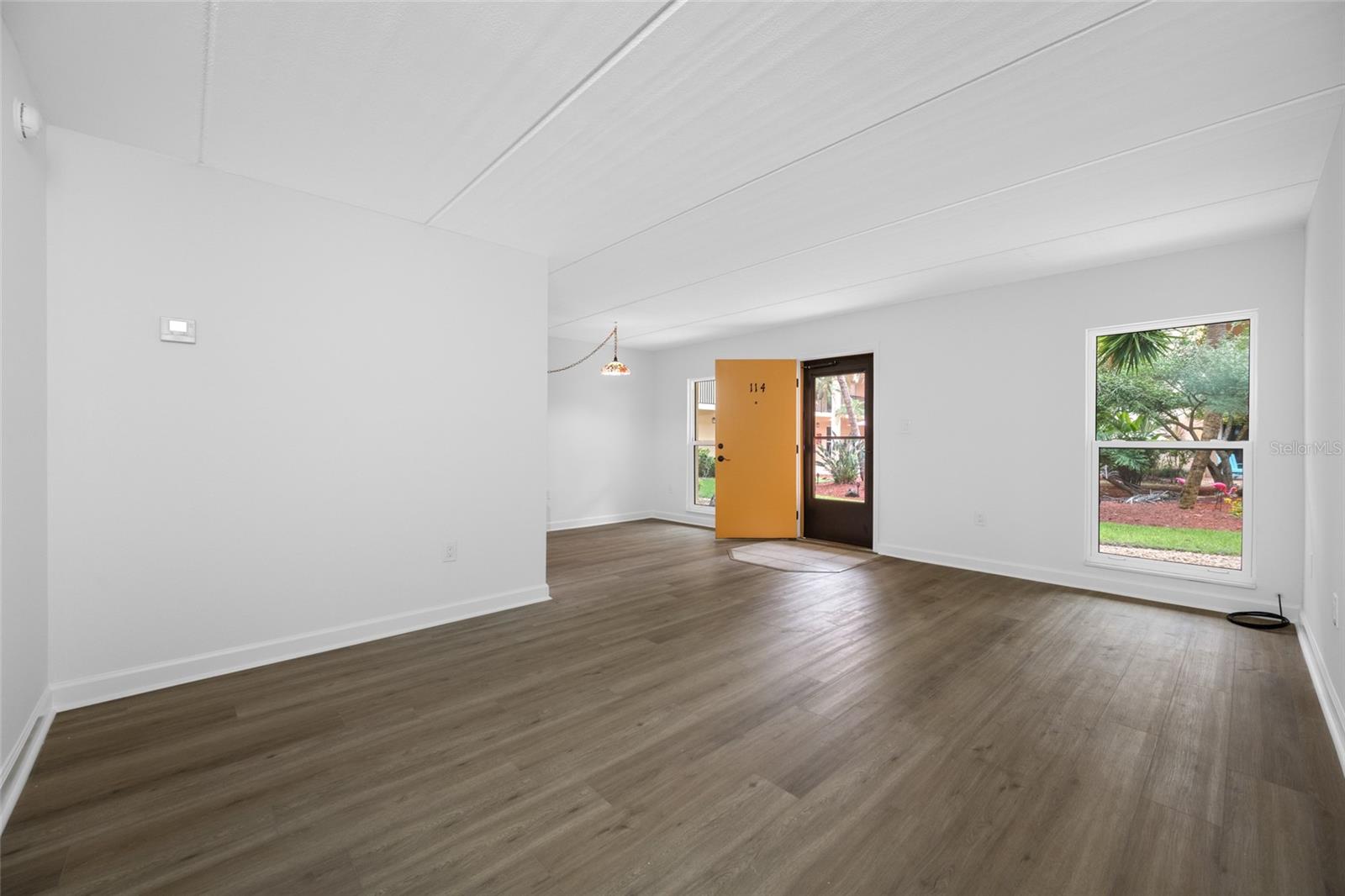 Image 16 of 43 For 8911 Blind Pass Road 114