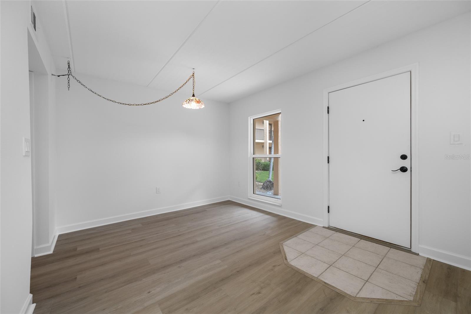 Image 19 of 43 For 8911 Blind Pass Road 114