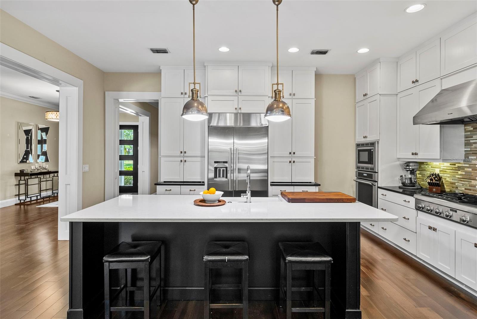 Image 14 of 59 For 3211 Bay Villa Avenue