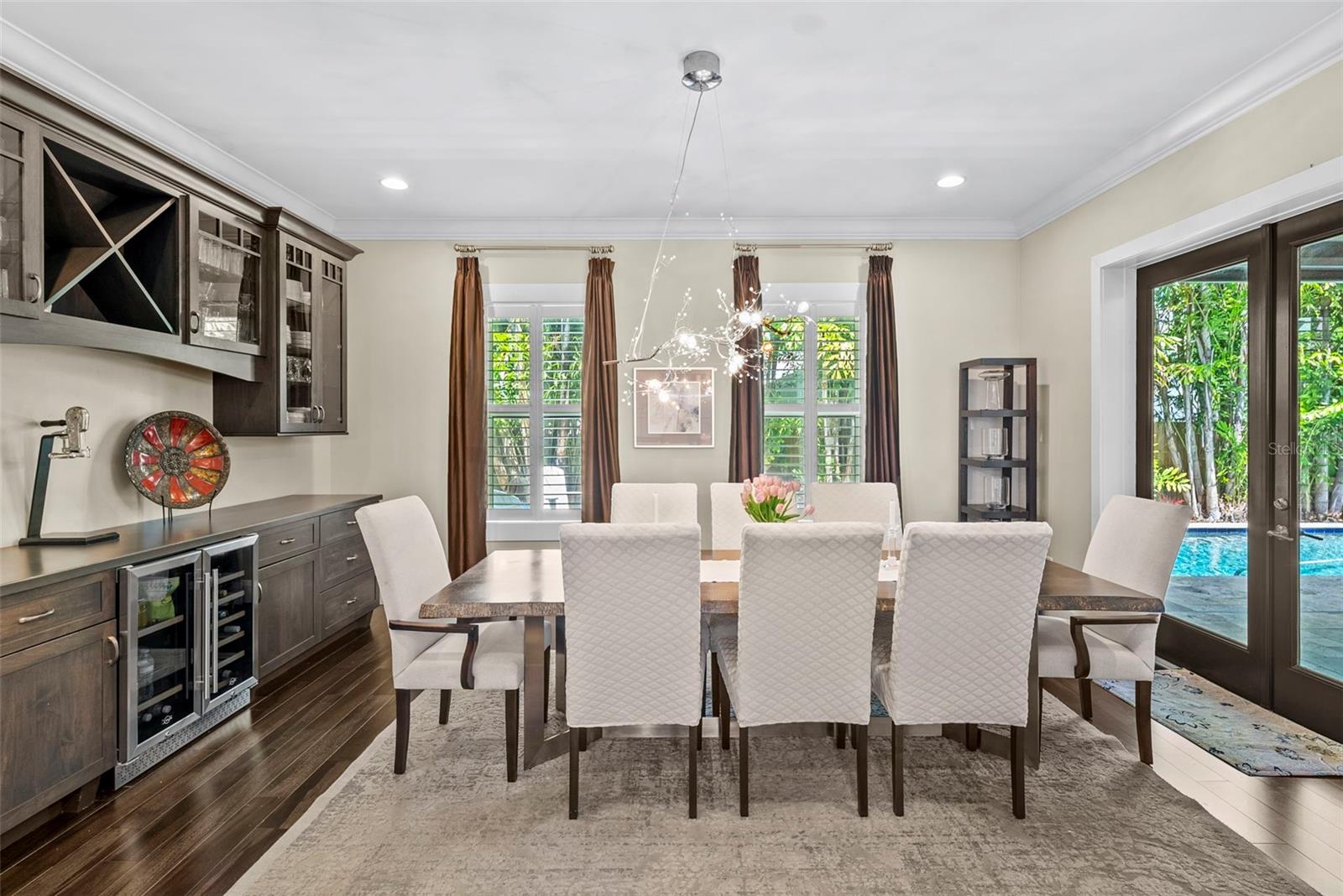 Image 16 of 59 For 3211 Bay Villa Avenue