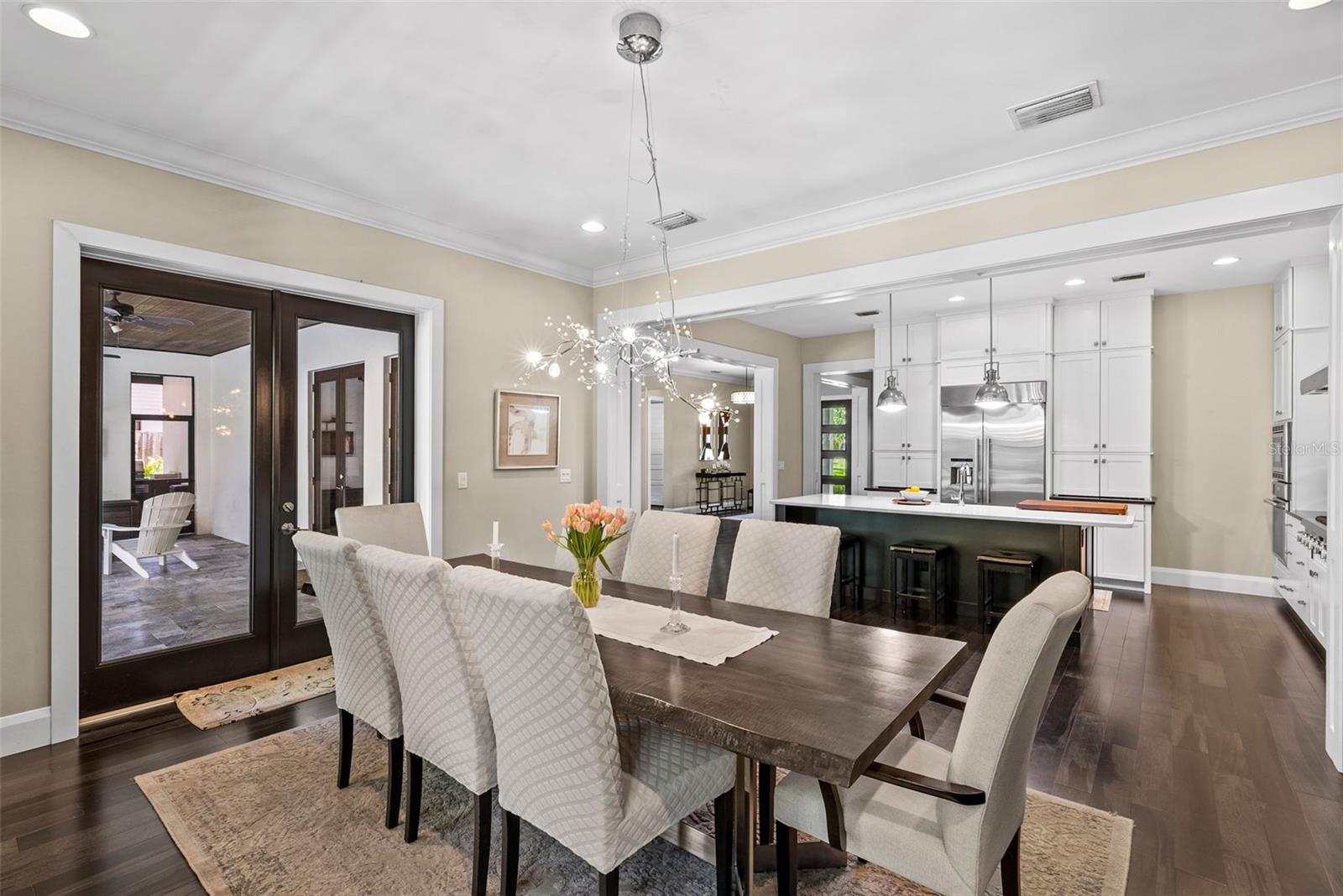 Image 19 of 59 For 3211 Bay Villa Avenue