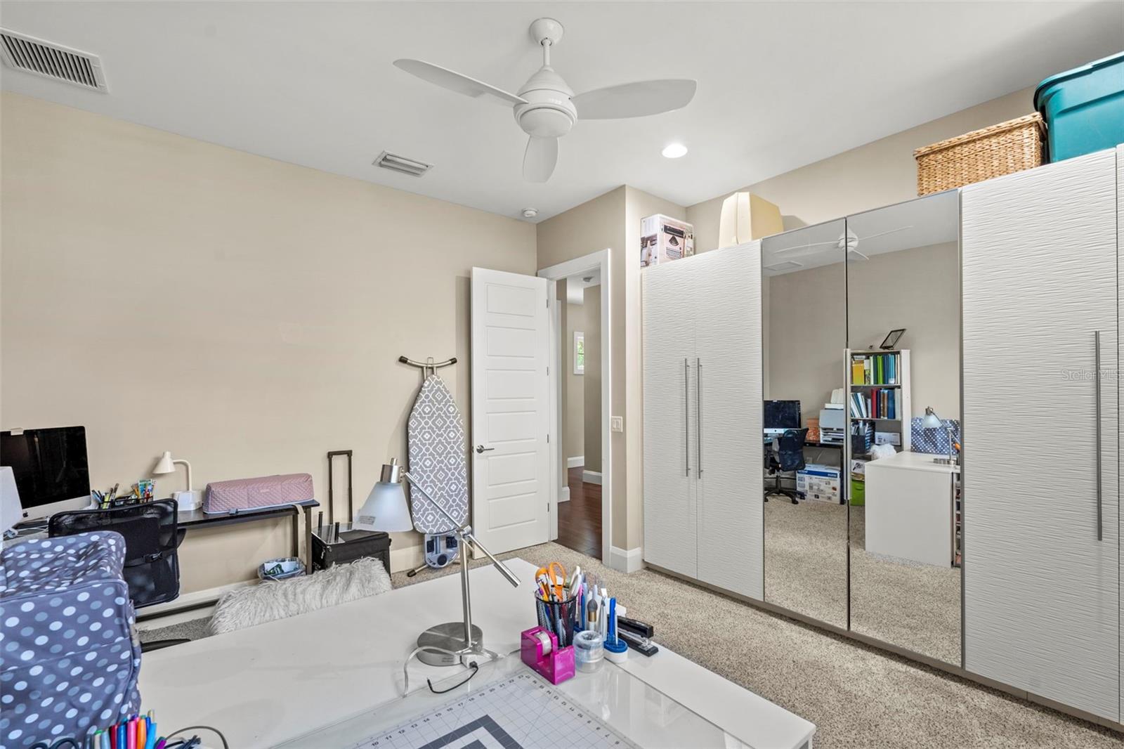 Image 46 of 59 For 3211 Bay Villa Avenue