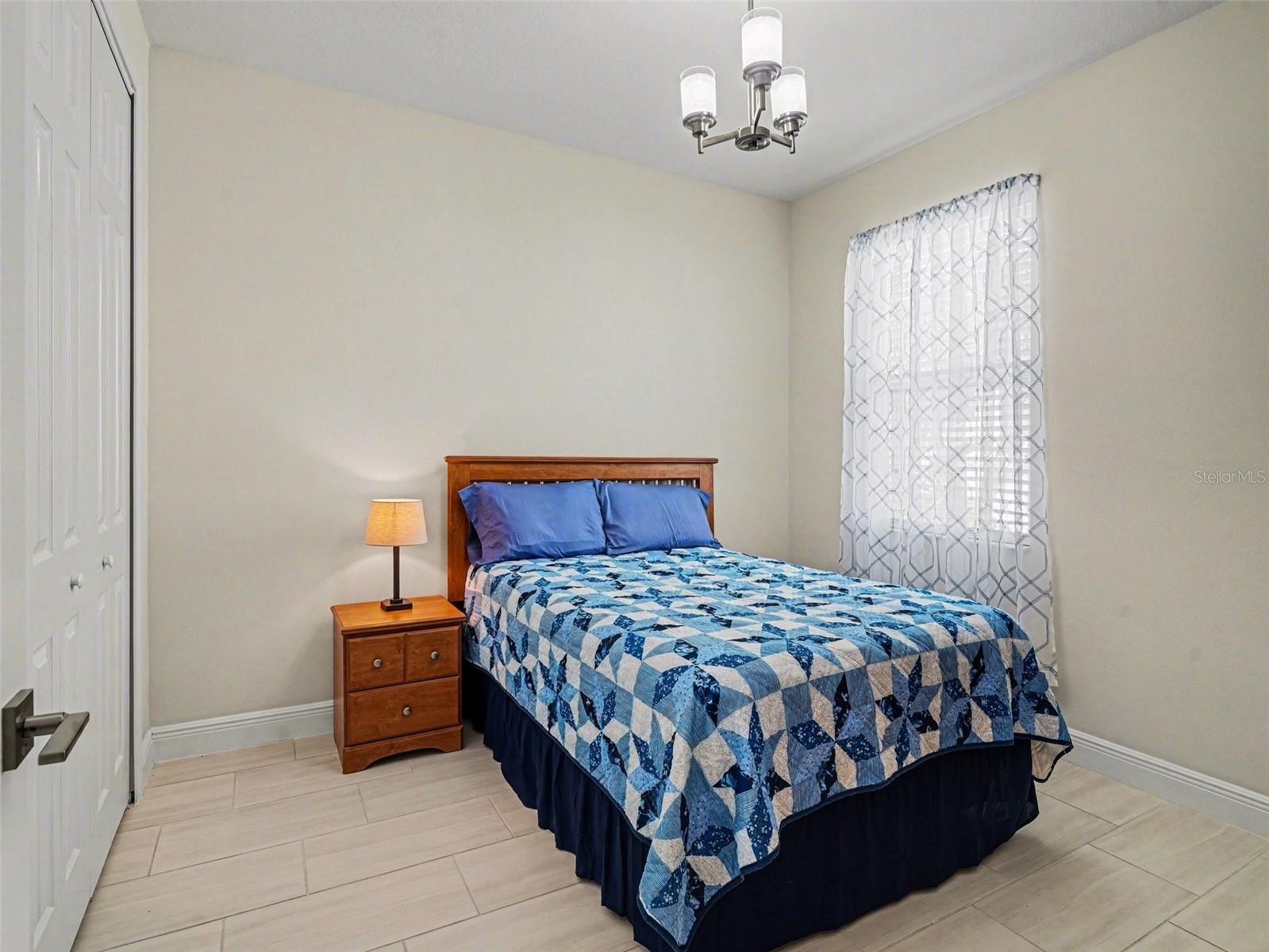 Image 11 of 32 For 5508 Title Row Drive