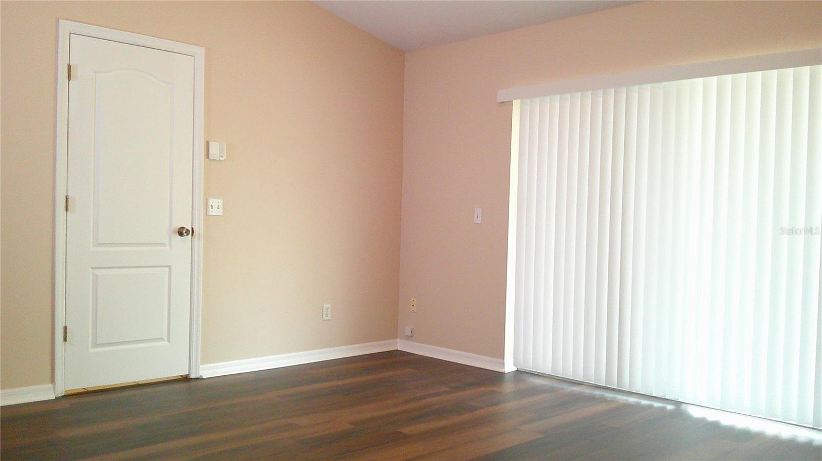 Image 12 of 22 For 9724 Mary Robin Drive