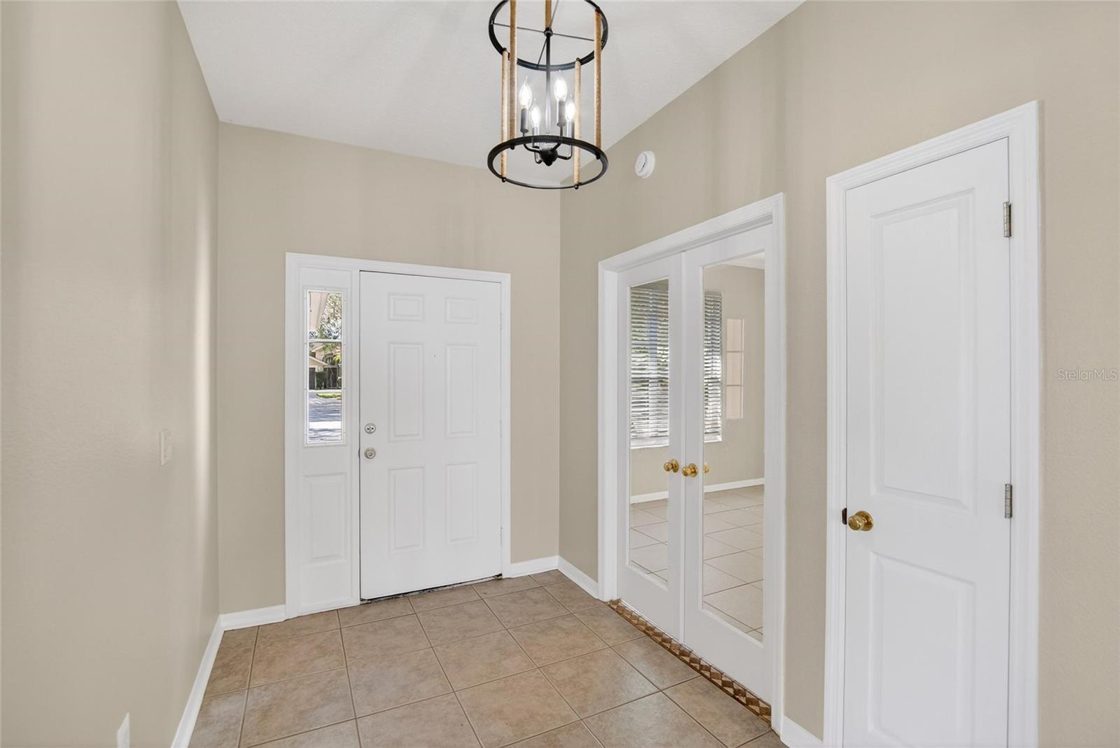 Image 11 of 74 For 5714 Hawkgrove Place