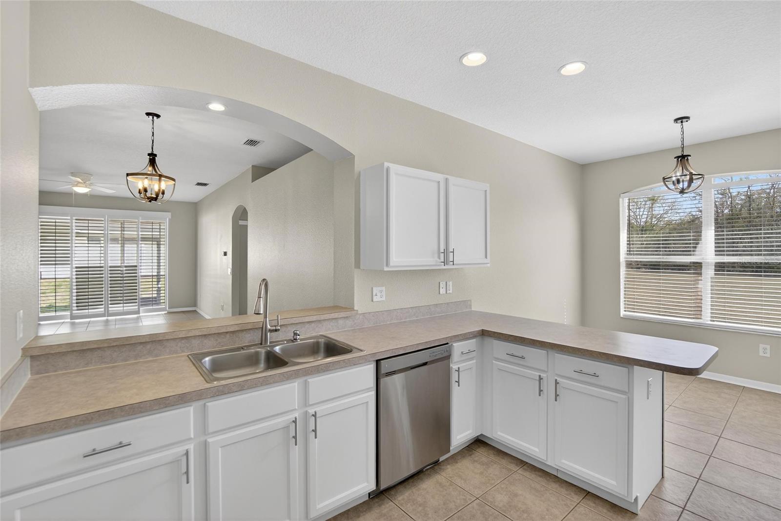 Image 13 of 74 For 5714 Hawkgrove Place