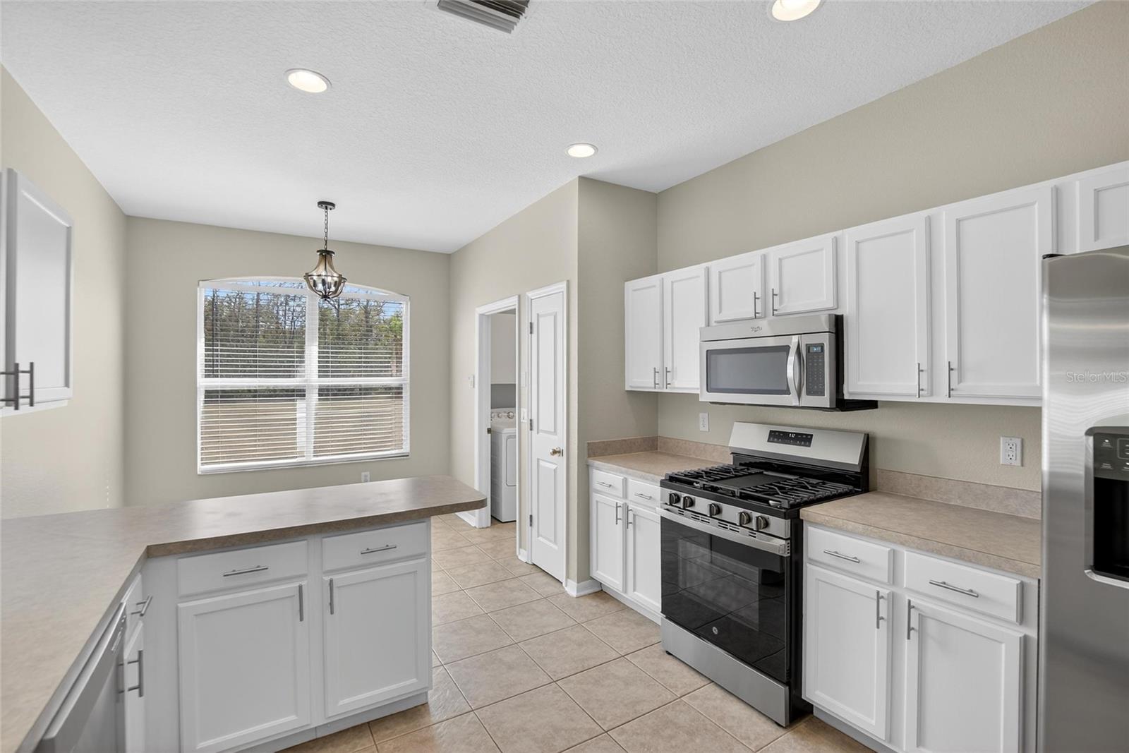 Image 14 of 74 For 5714 Hawkgrove Place