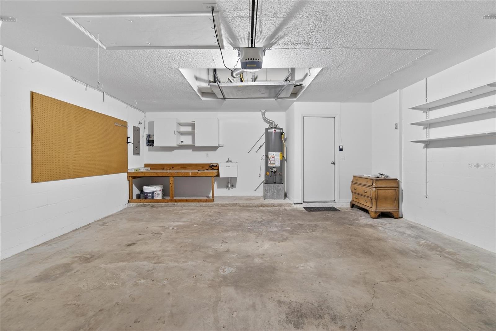 Image 20 of 74 For 5714 Hawkgrove Place