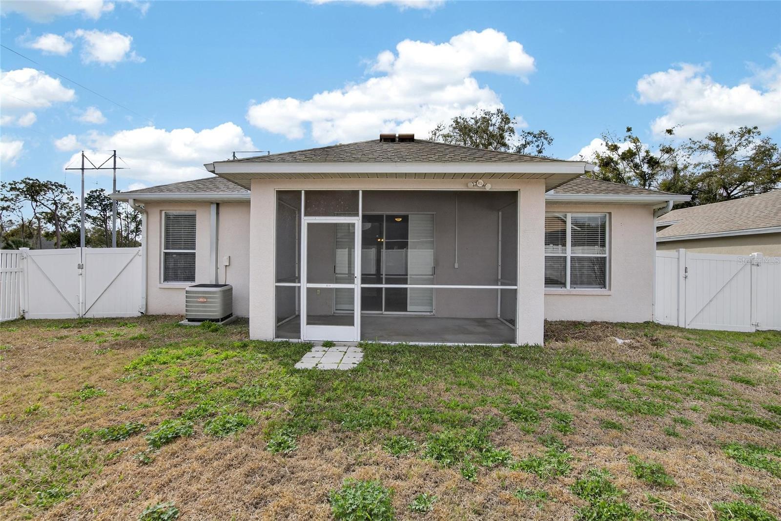 Image 37 of 74 For 5714 Hawkgrove Place