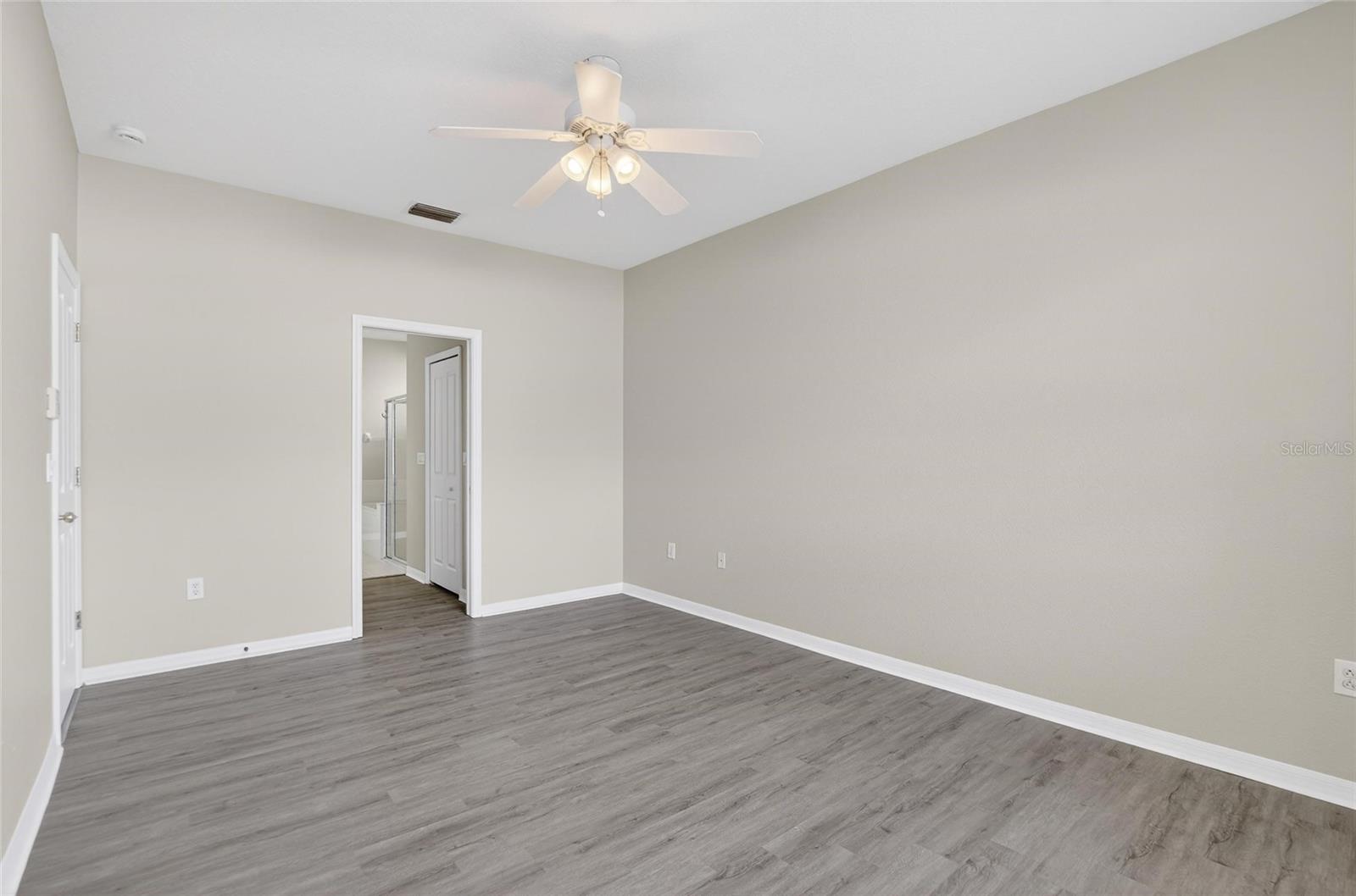 Image 42 of 74 For 5714 Hawkgrove Place