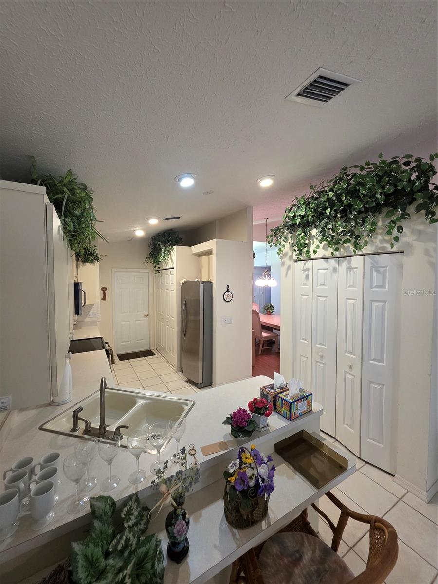 Image 17 of 28 For 10904 Brookhaven Drive